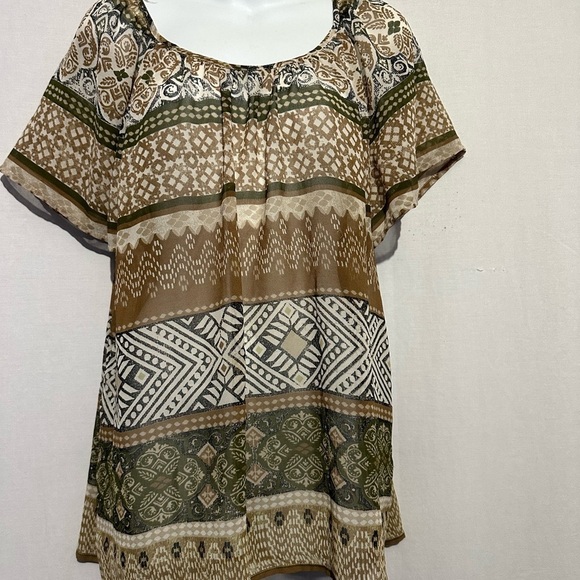 New Directions Brown Tan Flutter Sleeve Blouse M - Picture 1 of 4